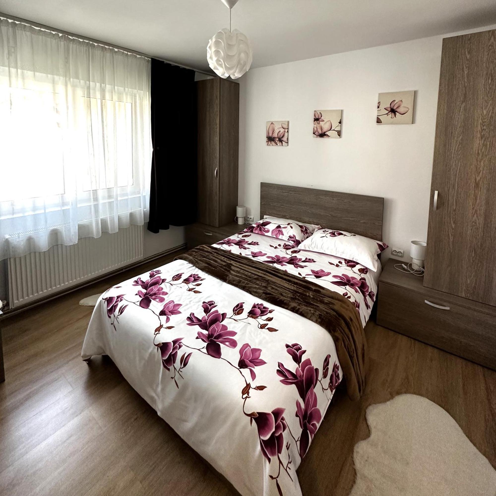 Iali Apartment Sinaia Eksteriør bilde